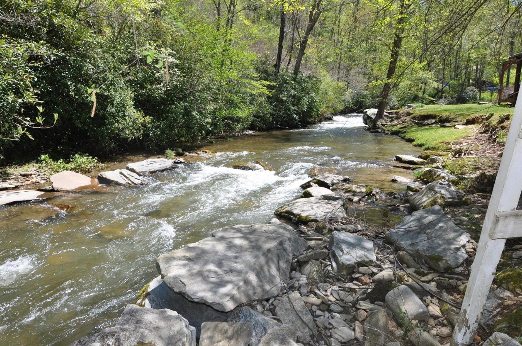 Waterfall Hideaway Bryson City Bagian luar foto